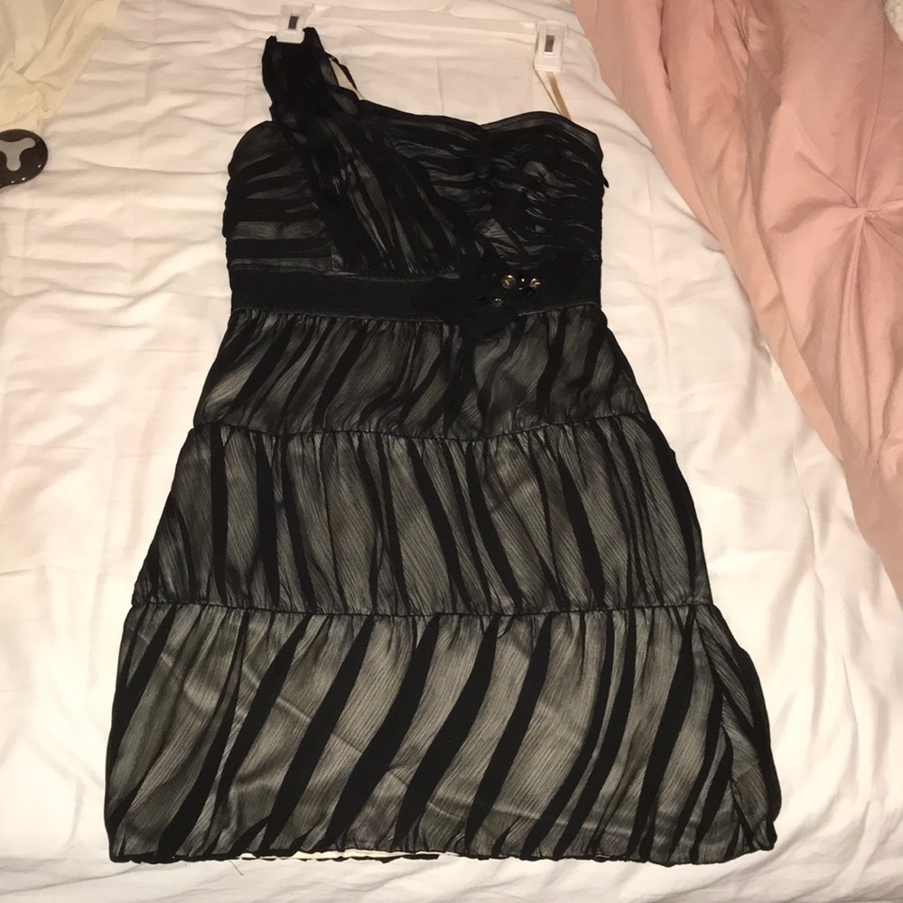 Max and Cleo night out dress